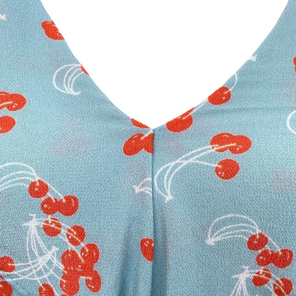 MAEVE by ANTHROPOLOGY Boho Style Cherry Print Top. Size 6 - Picture 2 of 6